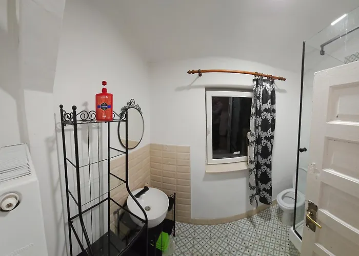 Private At Ceausescu's Place In Old Unirii Square Bed & Breakfast Bucharest