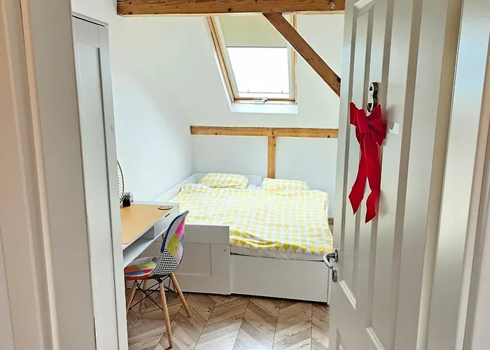 Private At Ceausescu's Place In Old Unirii Square Bed & Breakfast