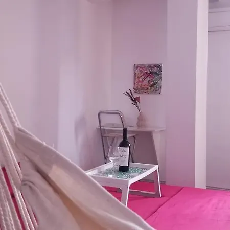 Private At Ceausescu's Place In Old Unirii Square Bucarest