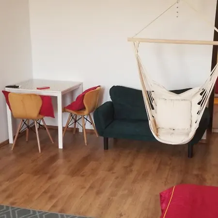 Private At Ceausescu's Place In Old Unirii Square *