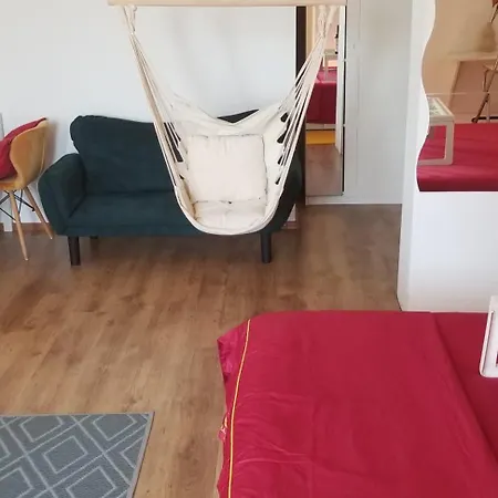 Private At Ceausescu's Place In Old Unirii Square *