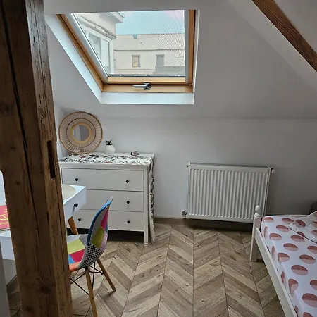 Private At Ceausescu's Place In Old Unirii Square Alojamento de Acomodação e Pequeno-almoço *