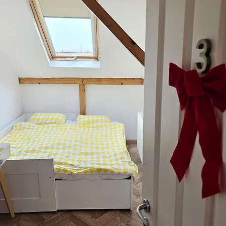 Private At Ceausescu's Place In Old Unirii Square ベッド・アンド・ブレックファスト